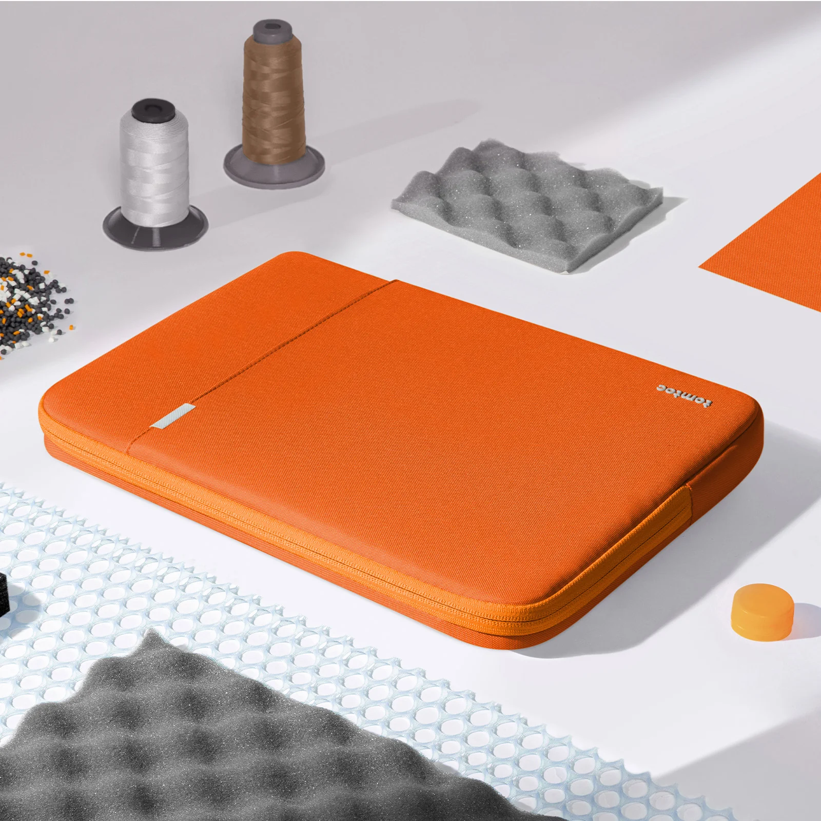 Defender-A13 Laptop Sleeve for 14 inch MacBook Pro - Image 113