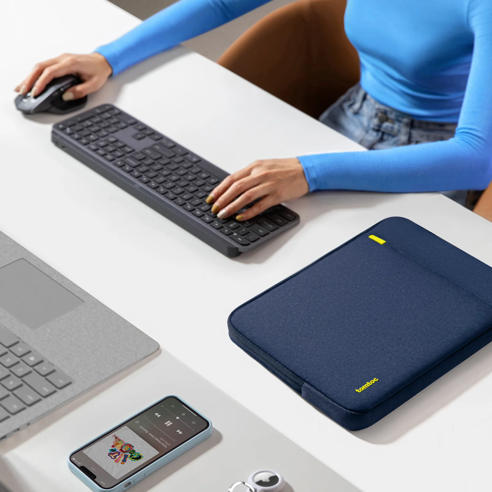 Defender-A13 Laptop Sleeve for 15.6-16.2 inch Laptop - Image 39