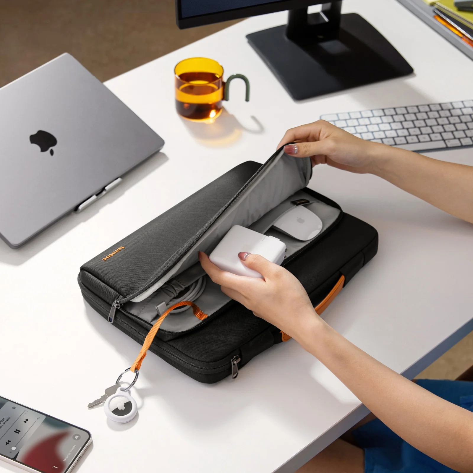 Defender-A14 Laptop Briefcase for 13 inch MacBook Air/Pro - Image 25