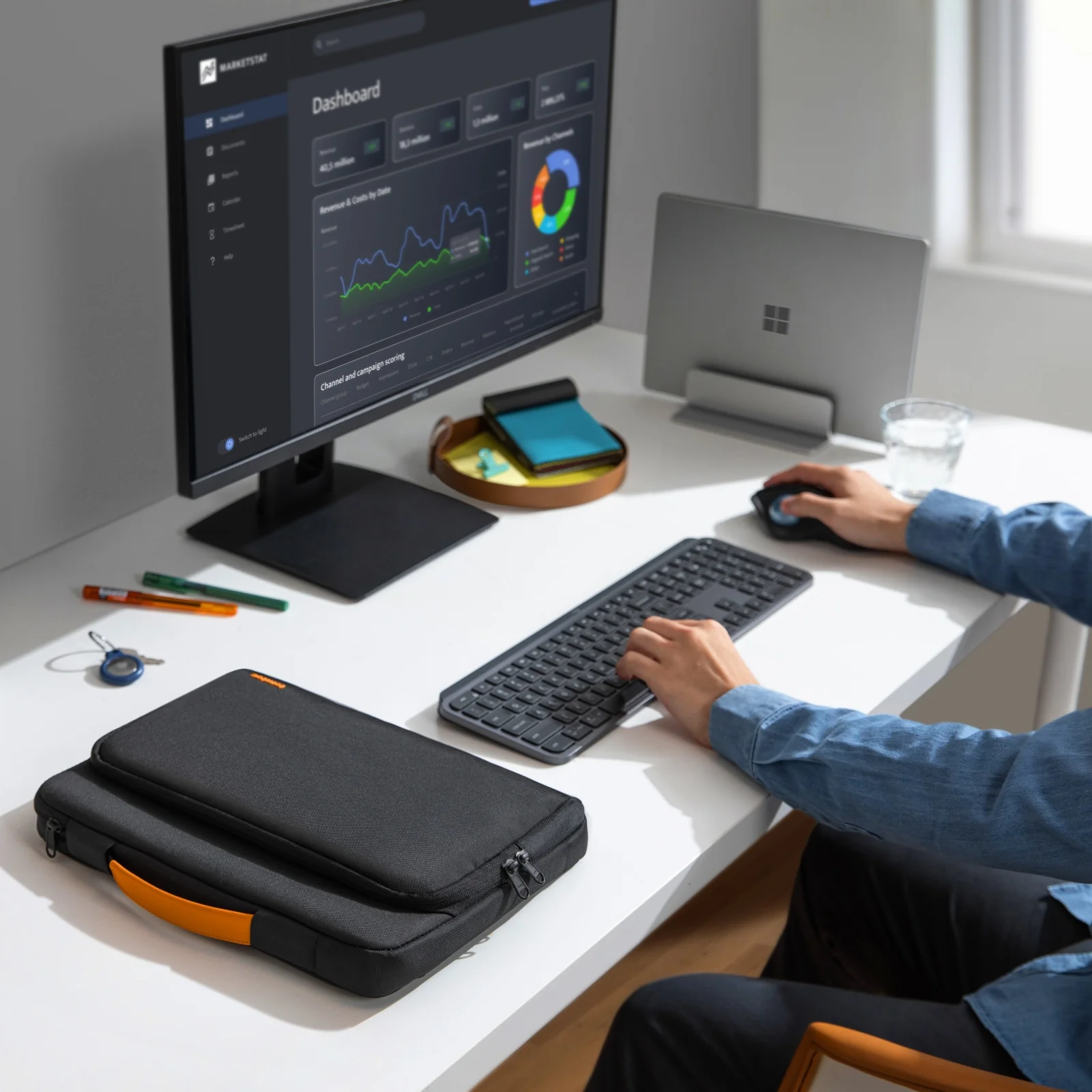 Defender-A14 Laptop Briefcase for 15.6-16.2 inch Laptop - Image 11