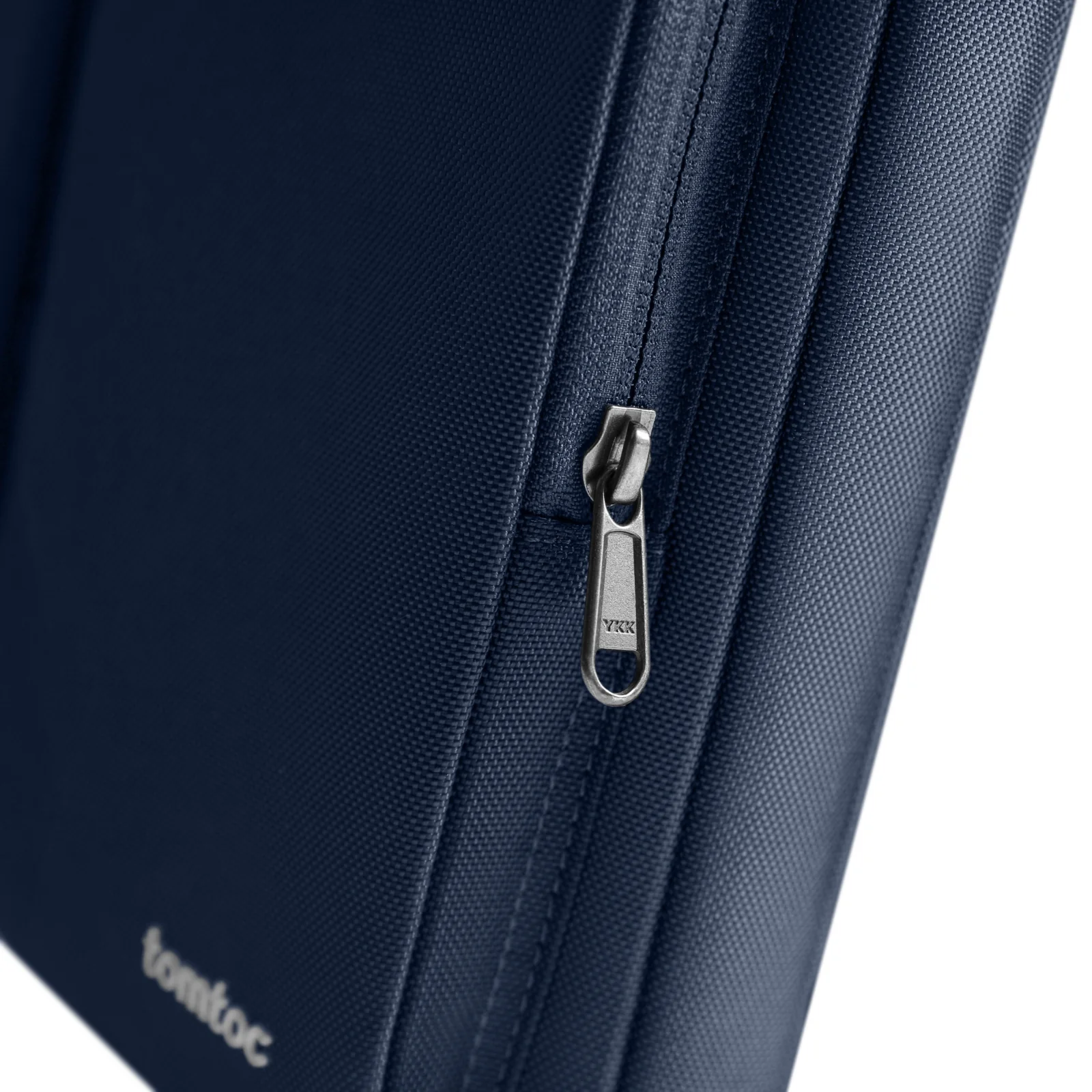 Defender-A42 Laptop Shoulder Bag for 15 inch MacBook Air - Image 33