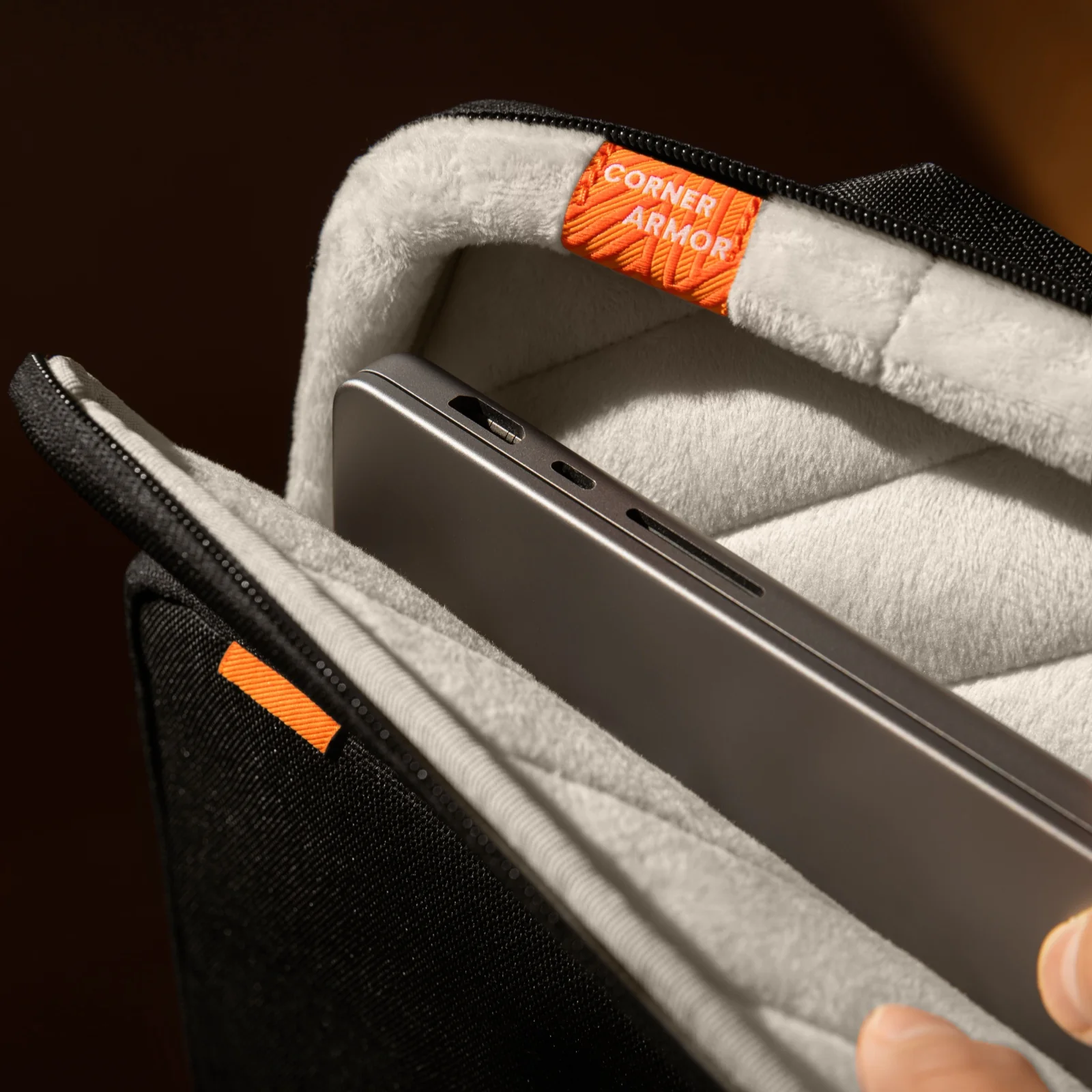 DefenderACE-A03 Laptop Shoulder Bag for 13-16 inch MacBook - Image 8