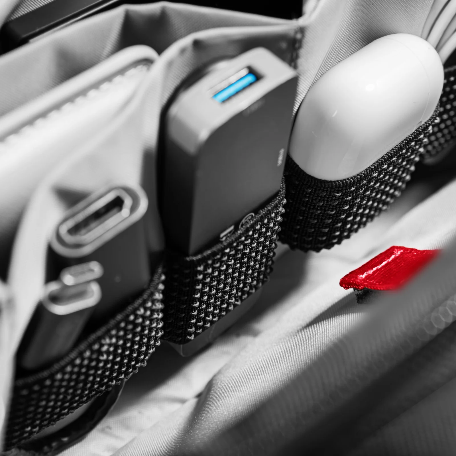 Navigator-T13 Accessory Pouch M - Image 6