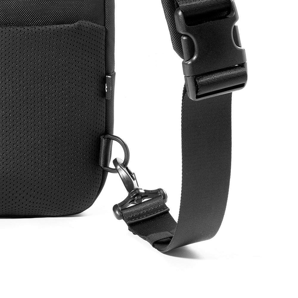 Navigator-T24 Sling Bag XS - Image 24